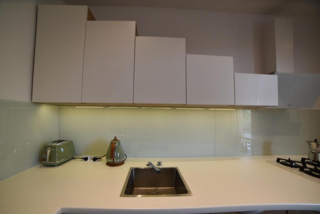 Designer Apartment 110M2 With King Size Beds & Equipped Kitchen Krakow Bagian luar foto