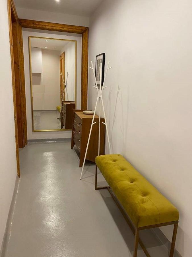 Designer Apartment 110M2 With King Size Beds & Equipped Kitchen Krakow Bagian luar foto